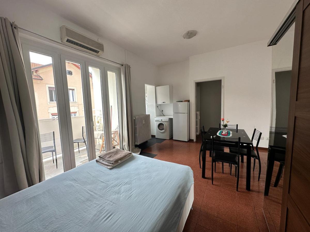 Apartment For Work And Leisure Milan Bagian luar foto